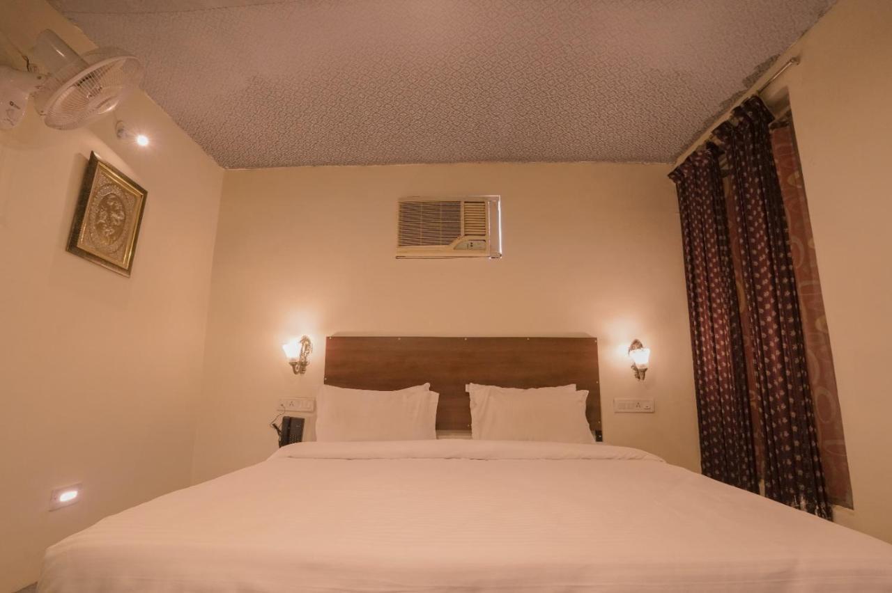 جايبور Royal Ocean Resort المظهر الخارجي الصورة