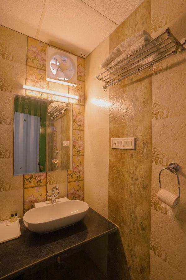 جايبور Royal Ocean Resort المظهر الخارجي الصورة